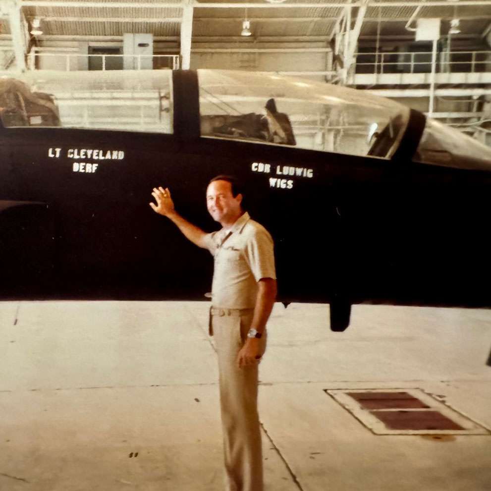 Fred Cleveland with aircraft